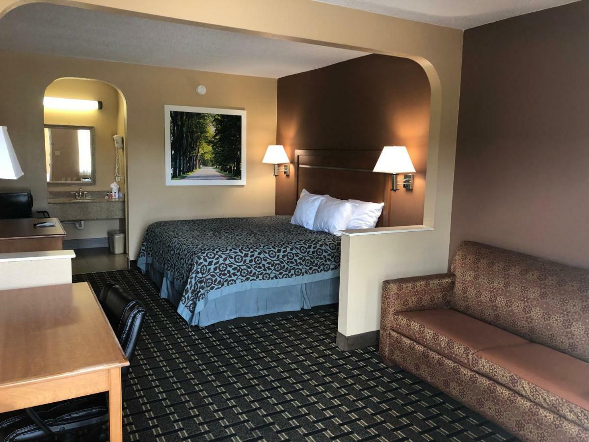 Days Inn By Wyndham Columbus Exterior foto